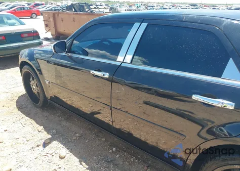 2006 Chrysler 300 from USA, damaged, VIN 2C3KA43R76H470297